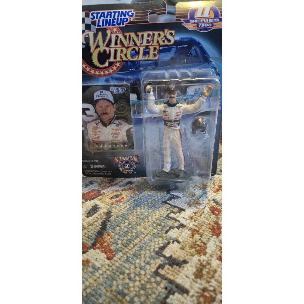 Starting‎ Lineup Winner's Circle Dale Earnhardt Figure Carded